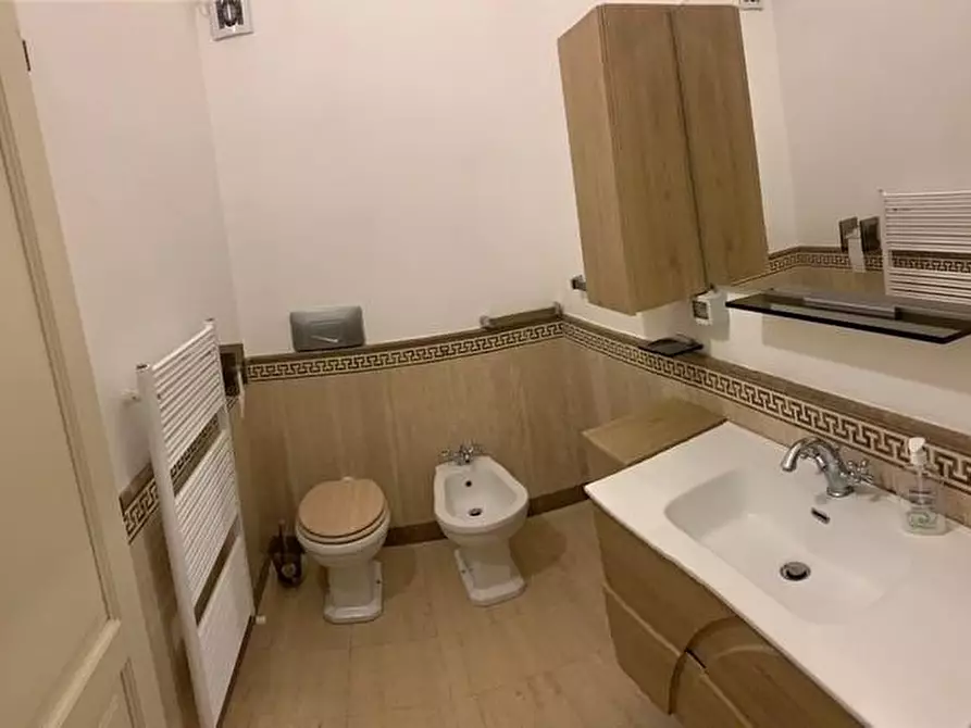 Immagine 16 di Appartamento in vendita  a Pisa