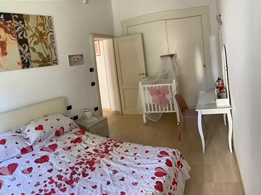 Immagine 11 di Appartamento in vendita  a Pisa