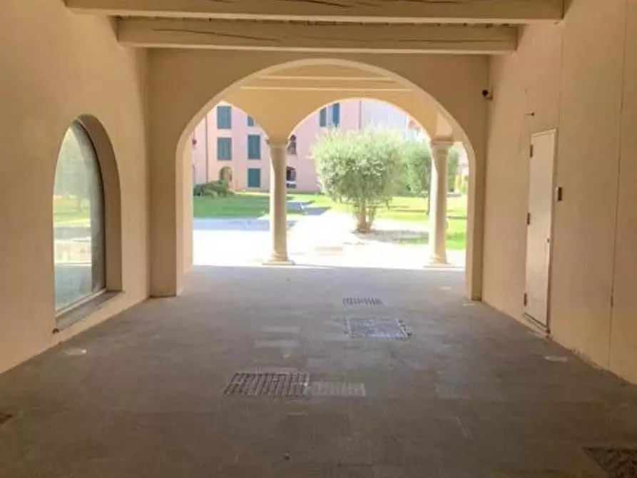 Immagine 28 di Appartamento in vendita  a Pisa