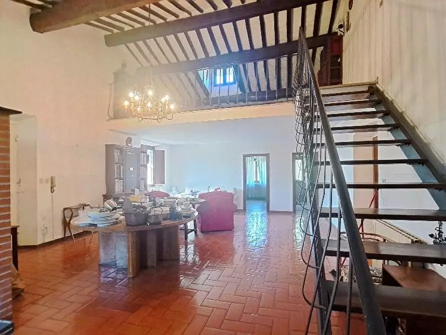 Immagine 12 di Casa colonica in vendita  a San Giuliano Terme