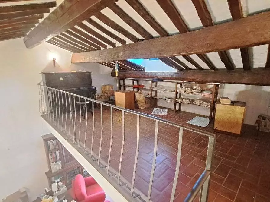 Immagine 6 di Casa colonica in vendita  a San Giuliano Terme