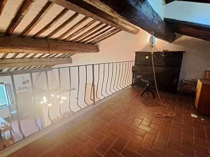 Immagine 8 di Casa colonica in vendita  a San Giuliano Terme