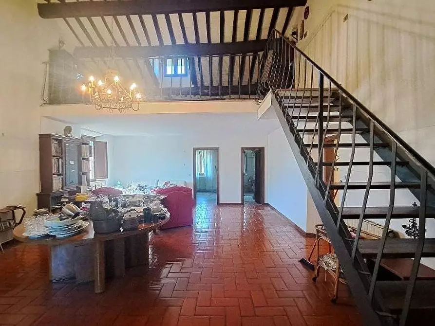Immagine 4 di Casa colonica in vendita  a San Giuliano Terme