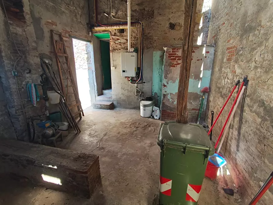 Immagine 28 di Appartamento in vendita  a Lucca