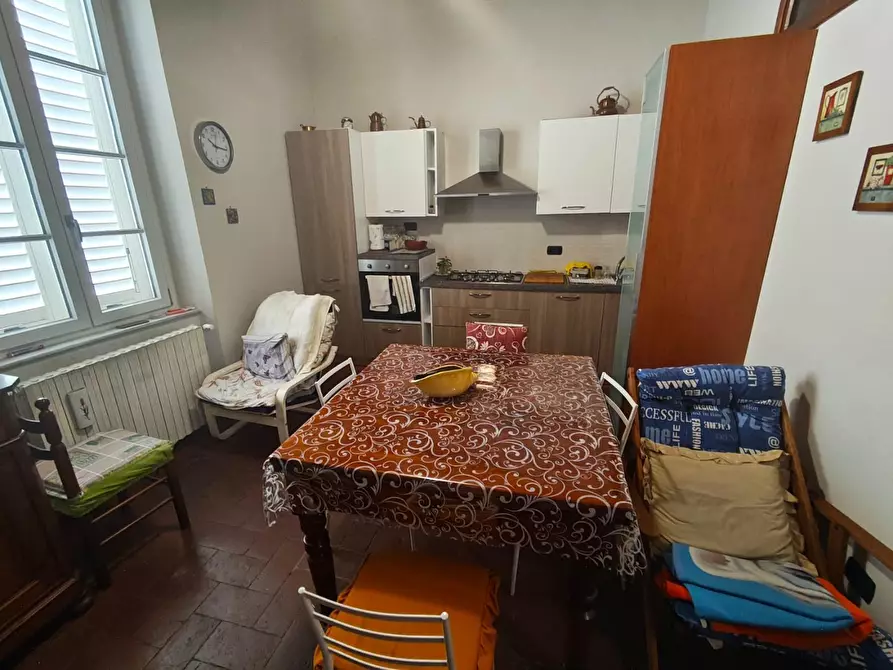 Immagine 23 di Appartamento in vendita  a Lucca