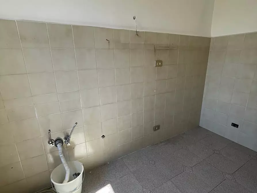 Immagine 27 di Casa trifamiliare in vendita  a Carrara