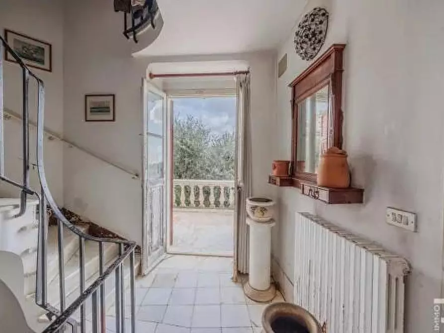 Immagine 9 di Loft/Open space in vendita  a Carrara