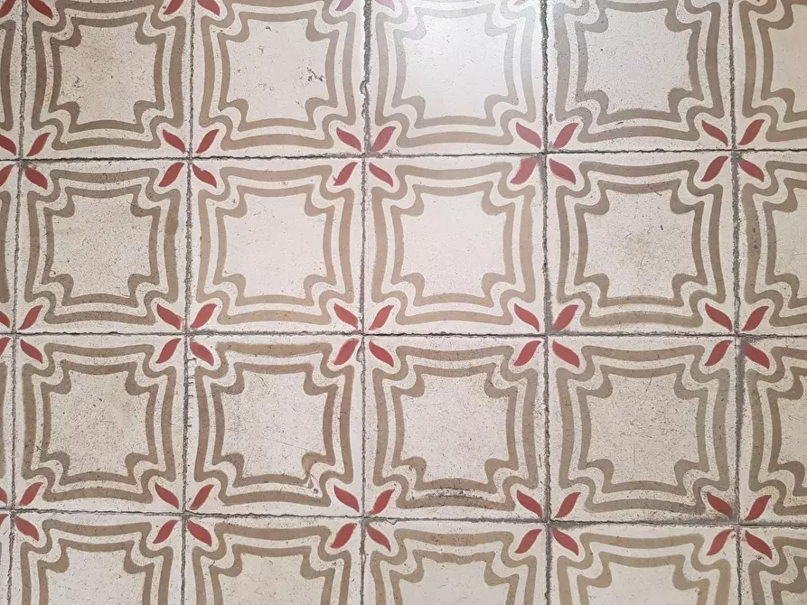 Immagine 5 di Porzione di casa in vendita  a Carrara