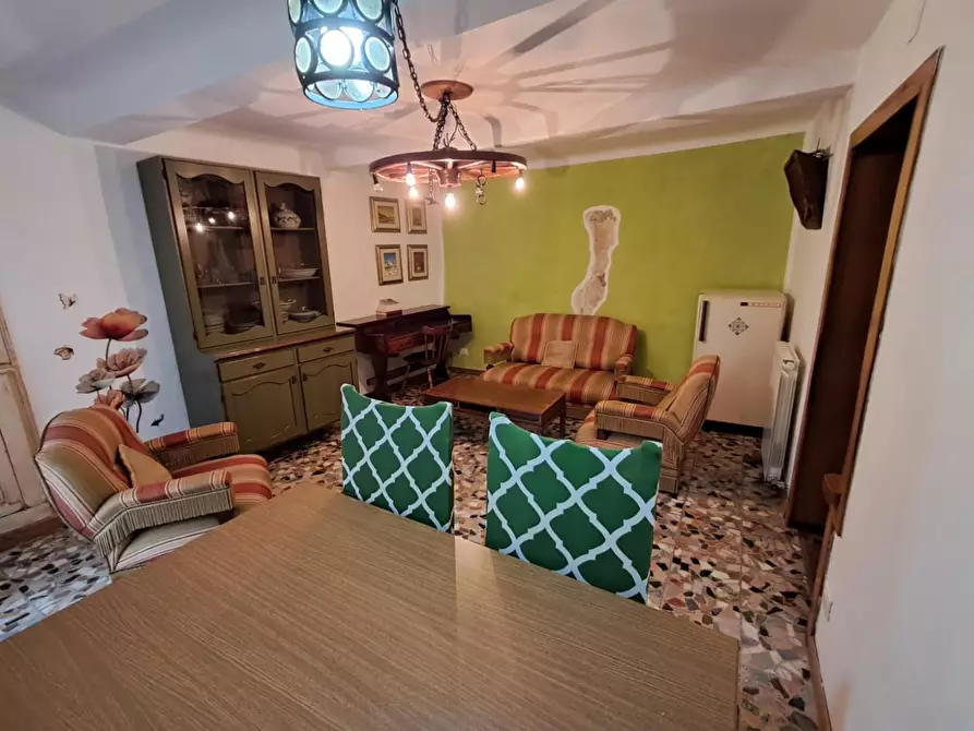 Immagine 29 di Appartamento in vendita  a Massa