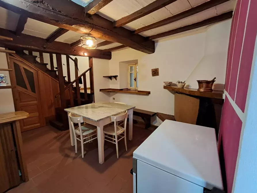 Immagine 18 di Appartamento in vendita  a Massa