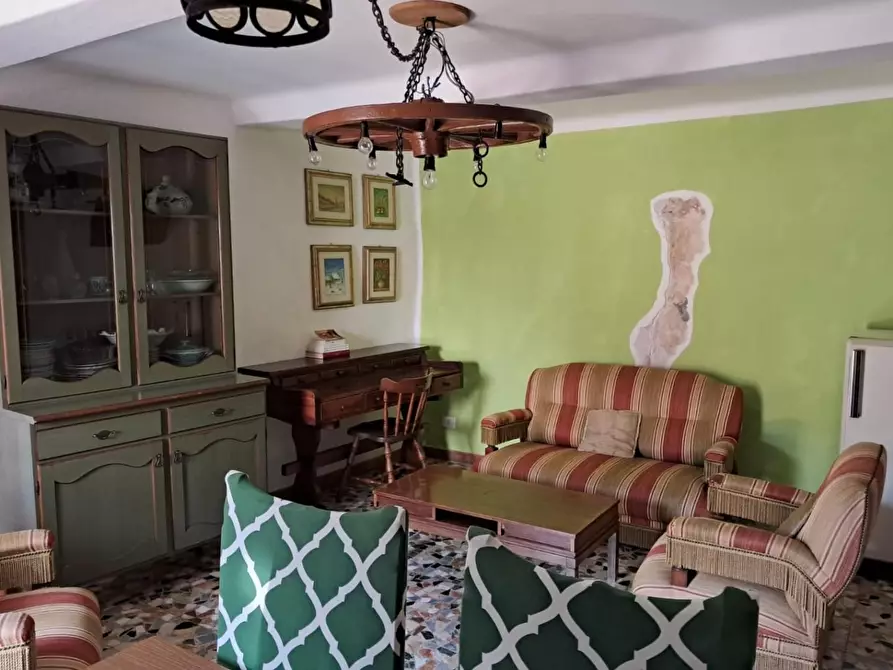 Immagine 24 di Appartamento in vendita  a Massa