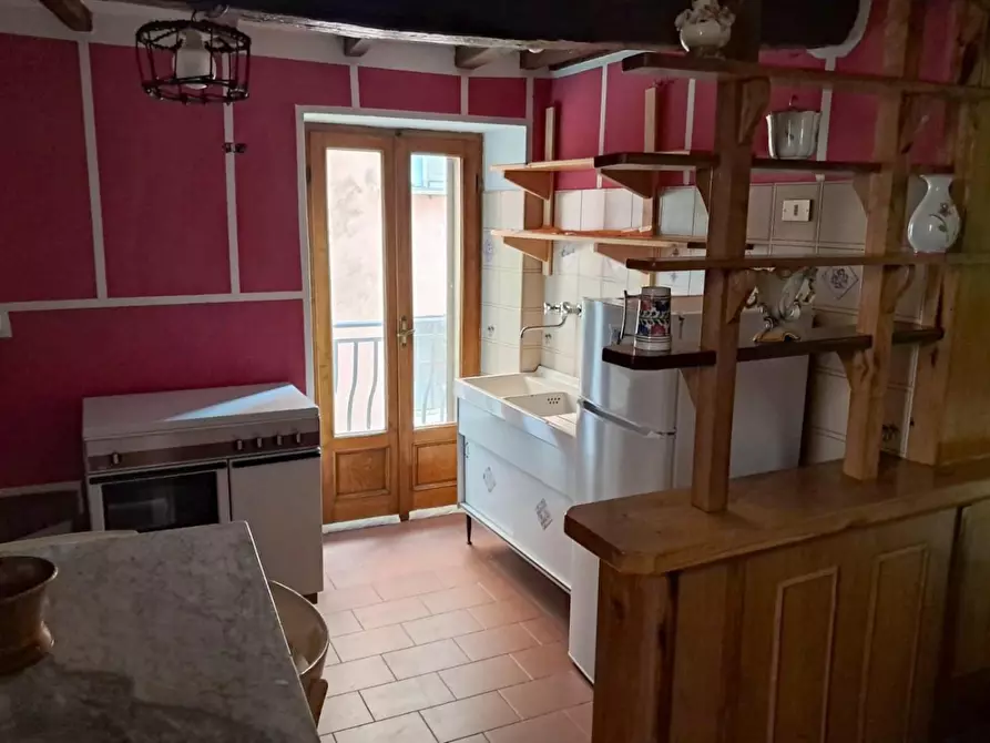 Immagine 12 di Appartamento in vendita  a Massa