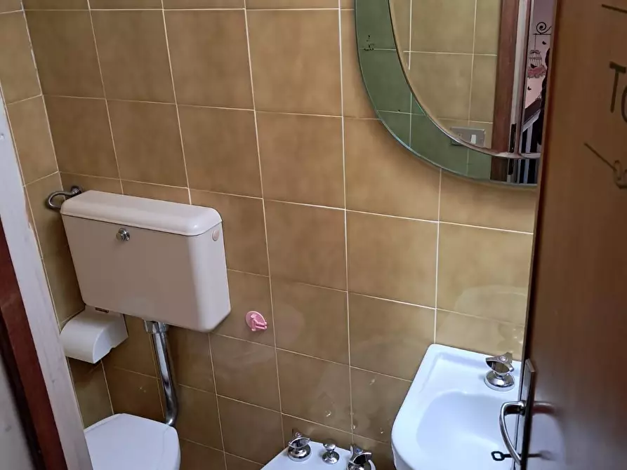 Immagine 38 di Appartamento in vendita  a Massa