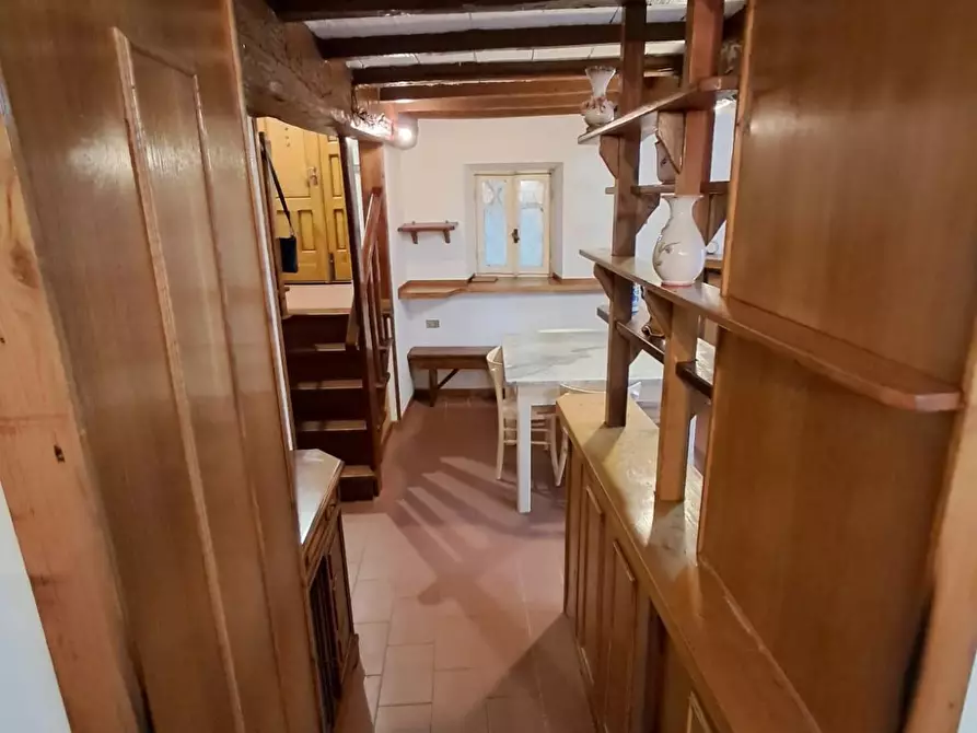 Immagine 21 di Appartamento in vendita  a Massa