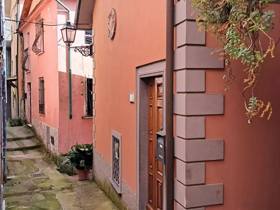 Immagine 6 di Appartamento in vendita  a Massa