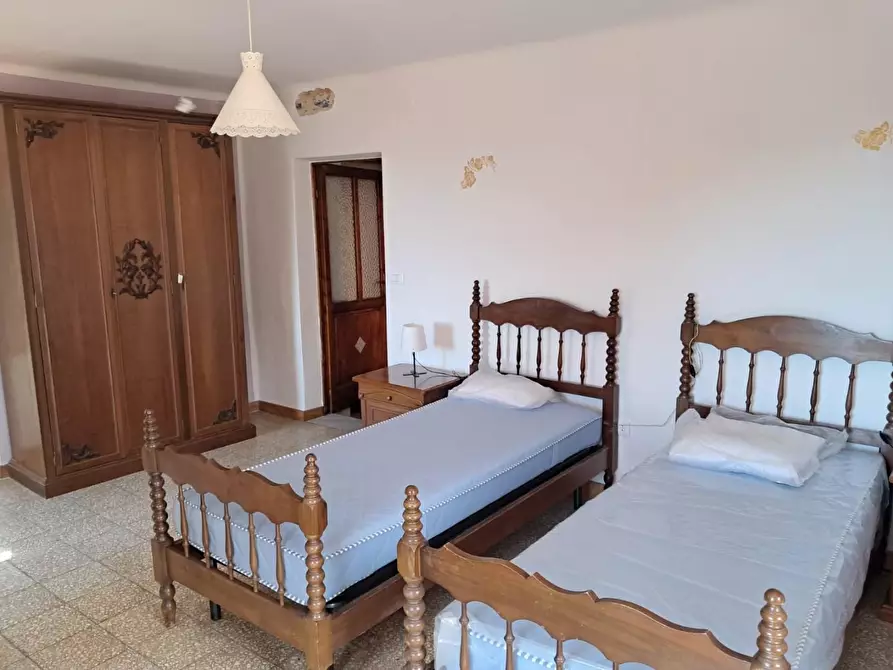 Immagine 49 di Appartamento in vendita  a Massa