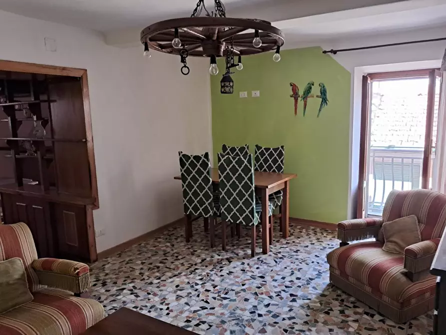 Immagine 25 di Appartamento in vendita  a Massa