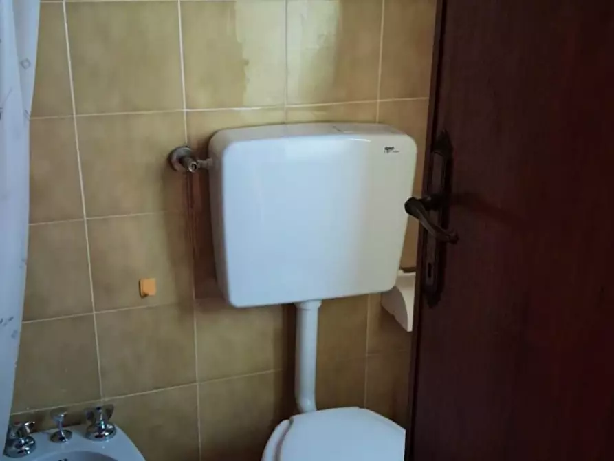 Immagine 39 di Appartamento in vendita  a Massa