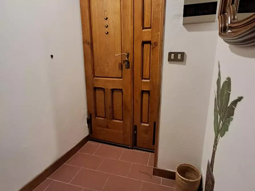 Immagine 51 di Appartamento in vendita  a Massa