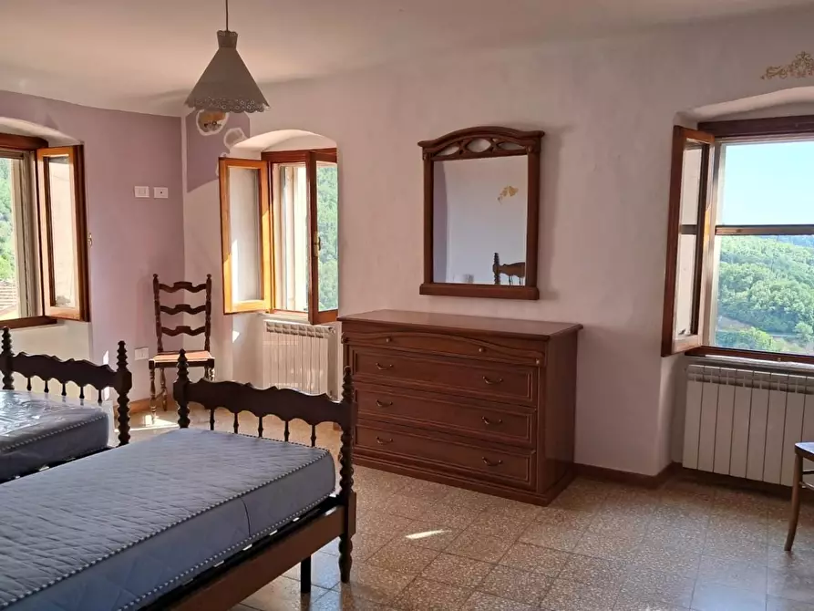 Immagine 3 di Appartamento in vendita  a Massa