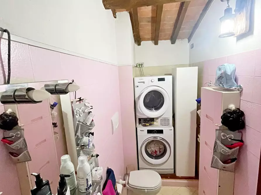 Immagine 5 di Porzione di casa in vendita  a San Casciano In Val Di Pesa