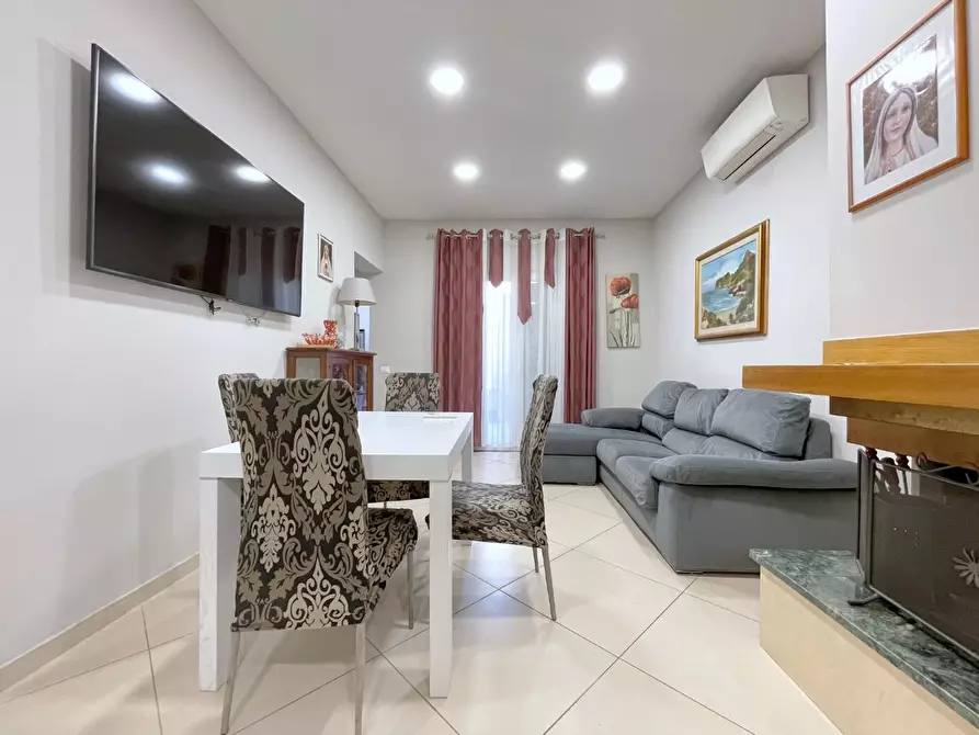 Immagine 6 di Villetta a schiera in vendita  a Viareggio