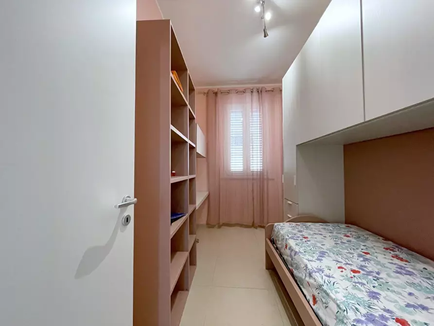 Immagine 36 di Villetta a schiera in vendita  a Viareggio