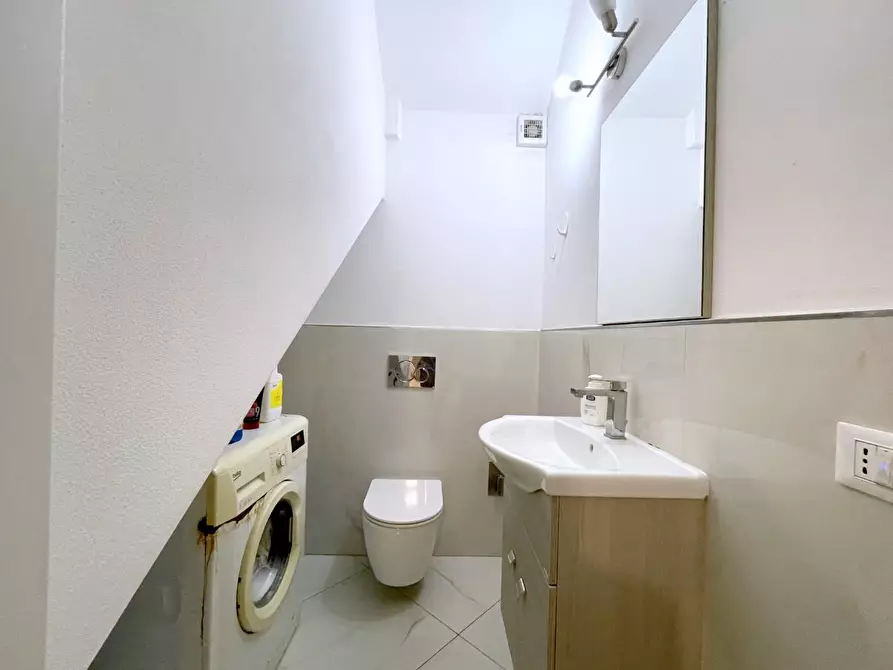 Immagine 13 di Villetta a schiera in vendita  a Viareggio