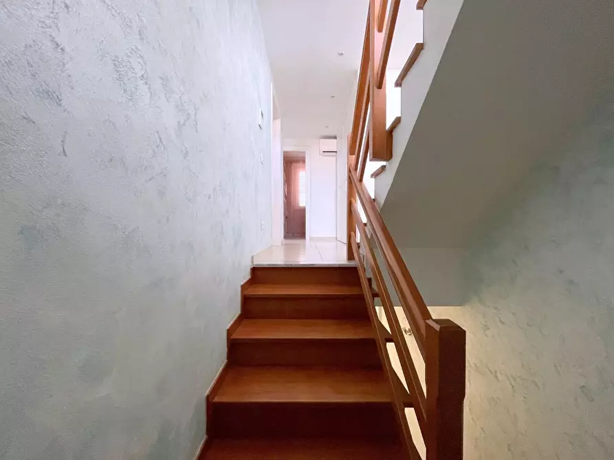 Immagine 18 di Villetta a schiera in vendita  a Viareggio