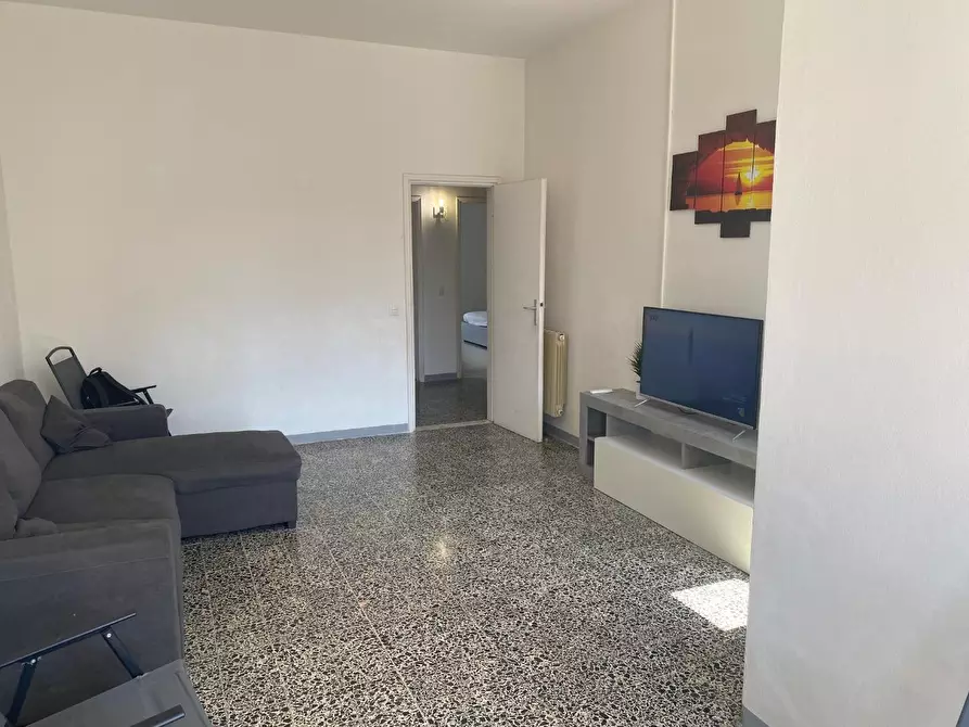 Immagine 2 di Appartamento in vendita  a Viareggio