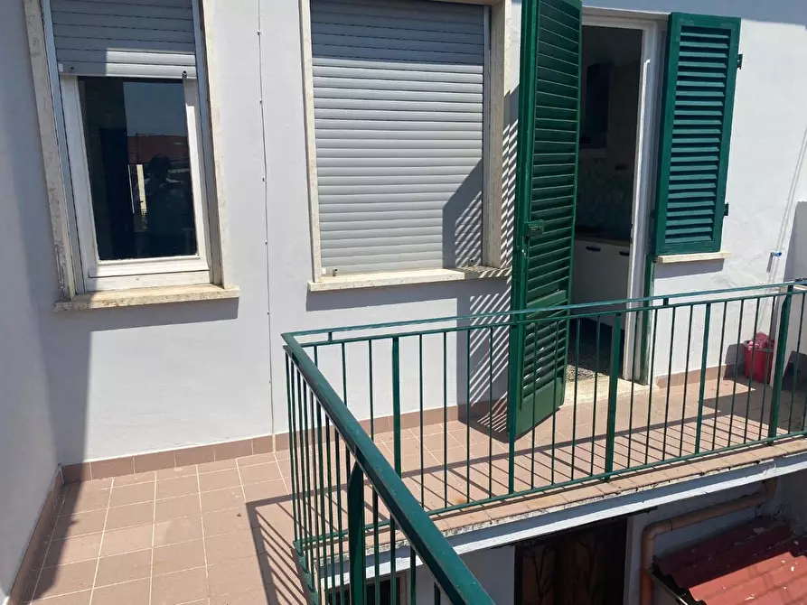 Immagine 9 di Appartamento in vendita  a Viareggio