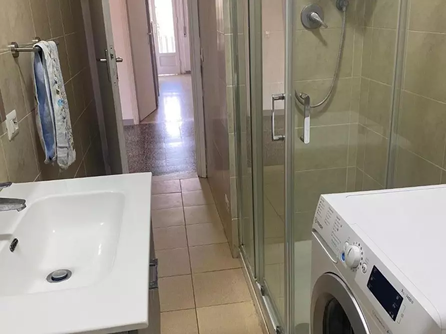 Immagine 17 di Appartamento in vendita  a Viareggio