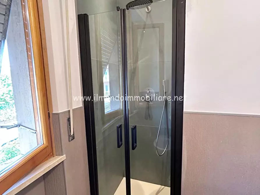 Immagine 17 di Appartamento in vendita  a Rosignano Marittimo