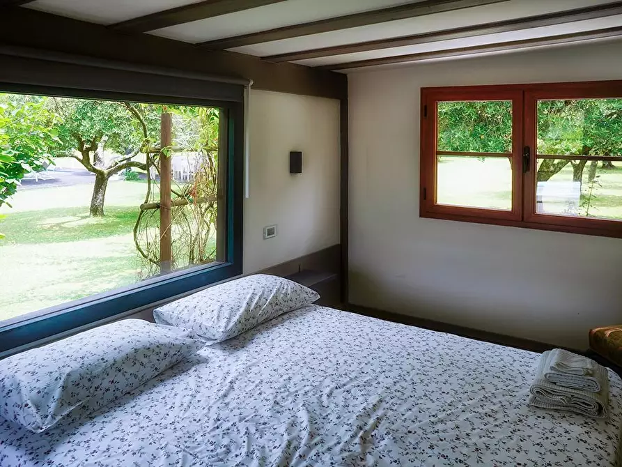 Immagine 78 di Villa in affitto  a Camaiore