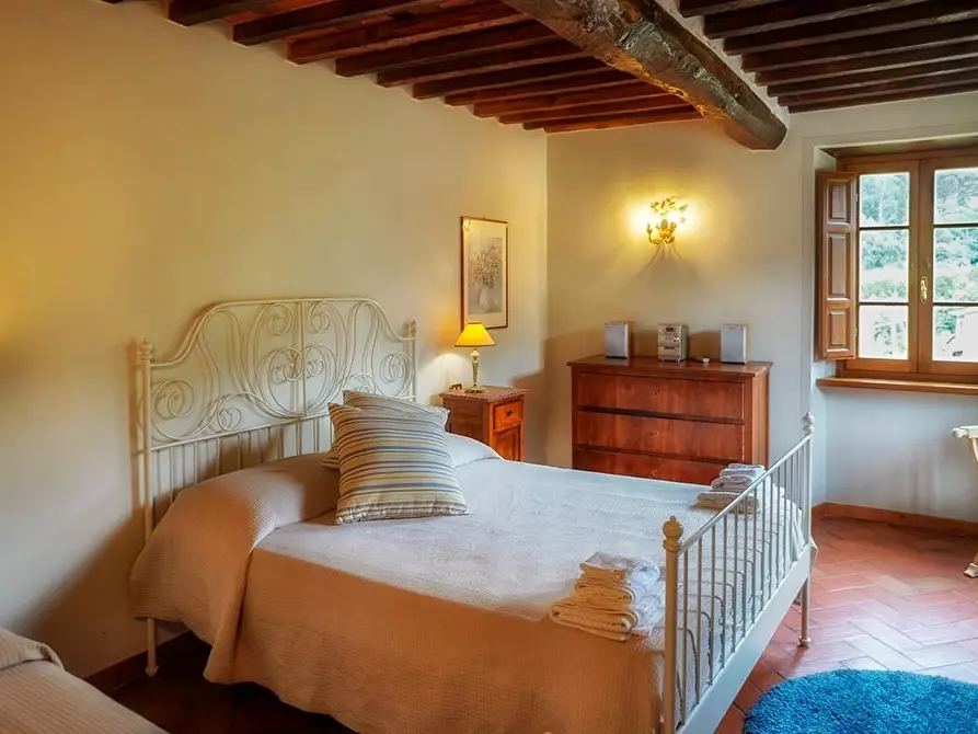 Immagine 33 di Villa in affitto  a Camaiore