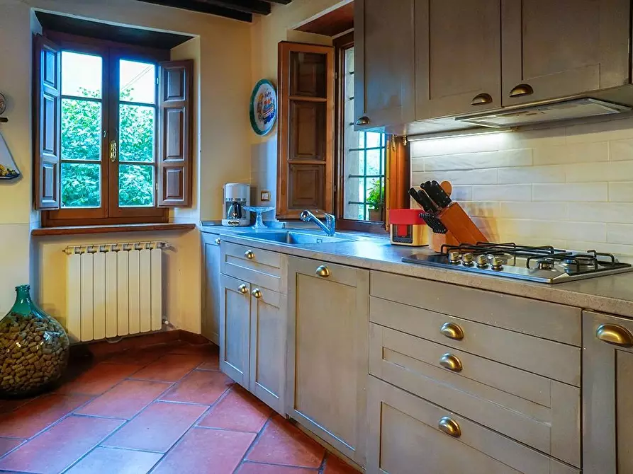 Immagine 15 di Villa in affitto  a Camaiore