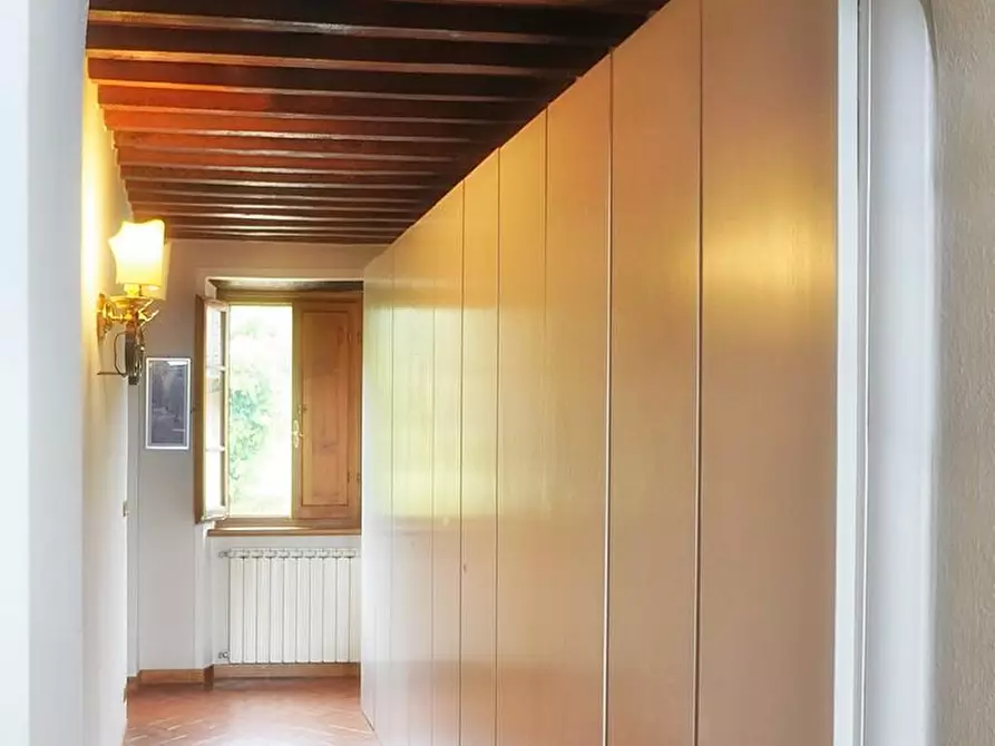 Immagine 25 di Villa in affitto  a Camaiore