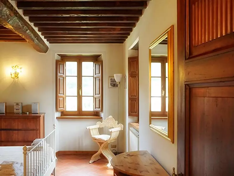 Immagine 35 di Villa in affitto  a Camaiore