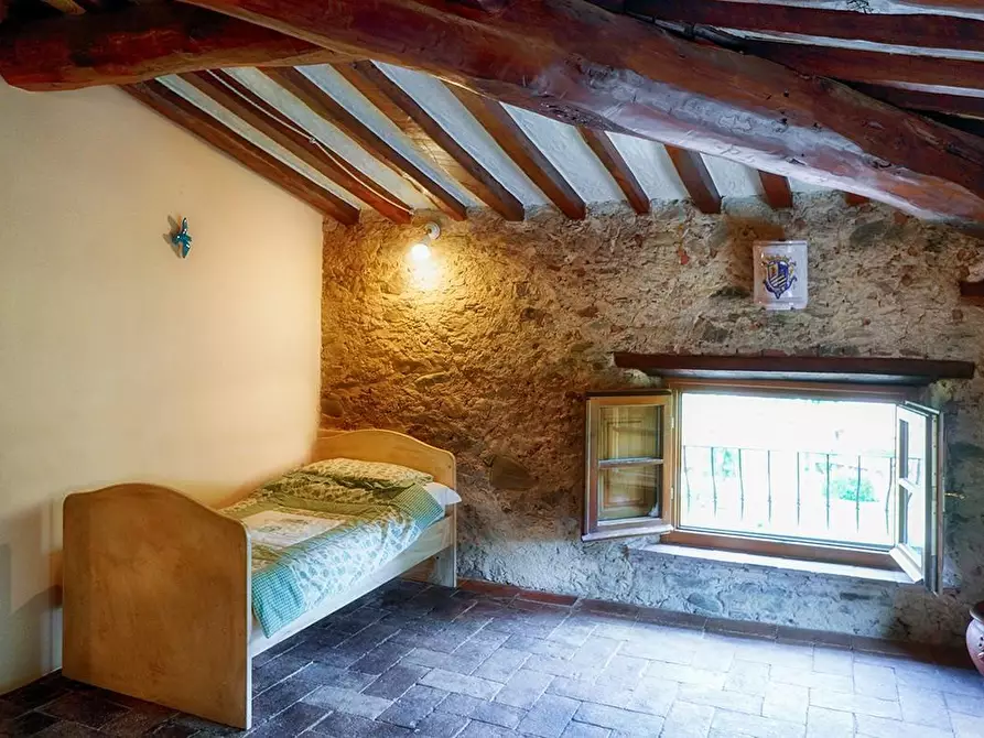 Immagine 39 di Villa in affitto  a Camaiore