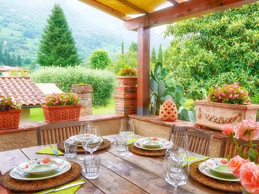 Immagine 6 di Villa in affitto  a Camaiore