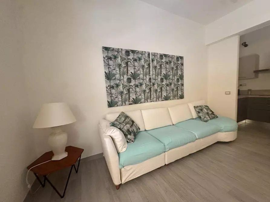 Immagine 10 di Appartamento in vendita  a Massa