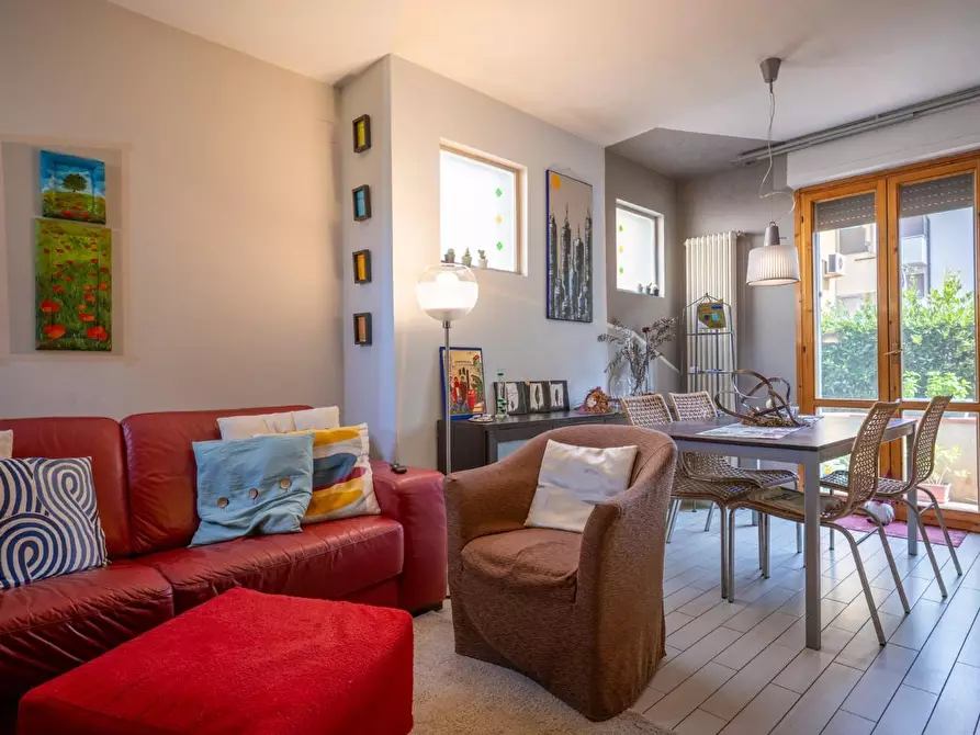 Immagine 1 di Casa bifamiliare in vendita  a Pisa