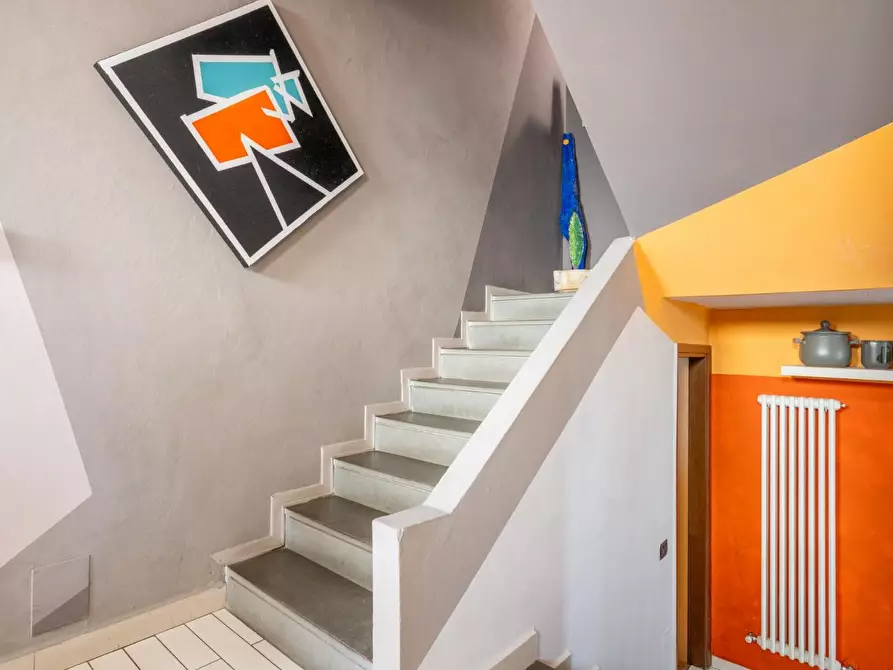 Immagine 11 di Casa bifamiliare in vendita  a Pisa