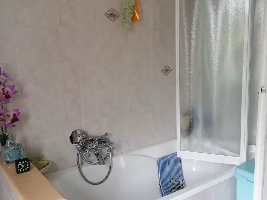 Immagine 20 di Casa semindipendente in vendita  a Carrara