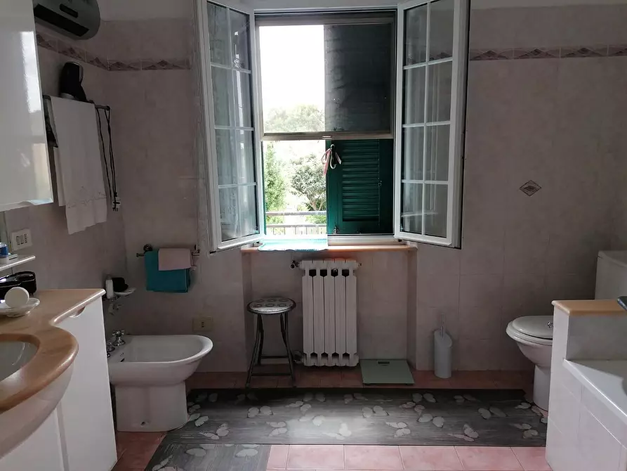 Immagine 21 di Casa semindipendente in vendita  a Carrara