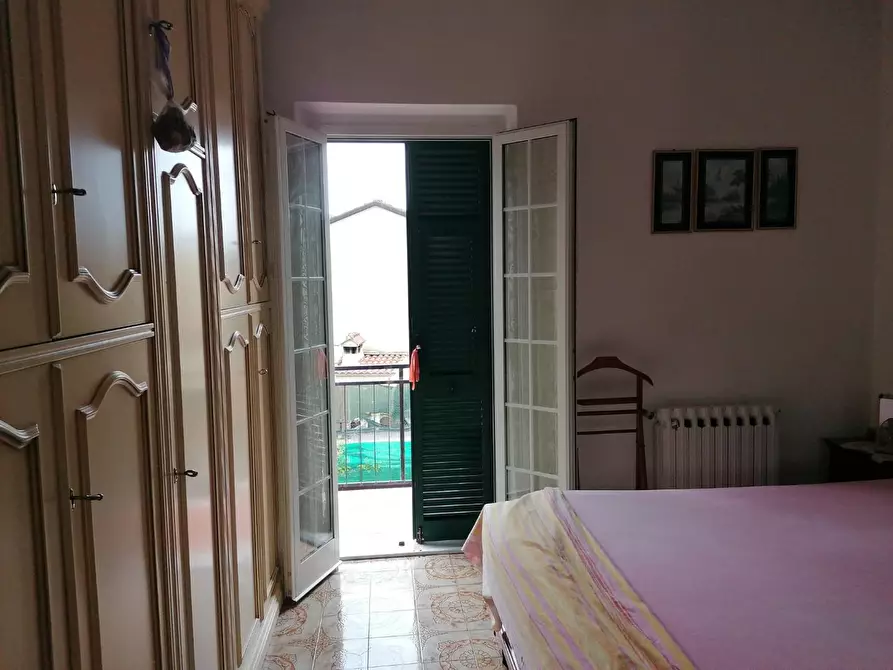 Immagine 14 di Casa semindipendente in vendita  a Carrara