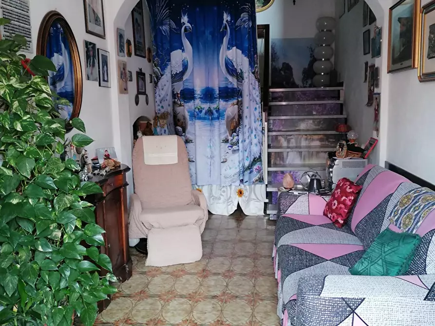 Immagine 4 di Casa semindipendente in vendita  a Carrara