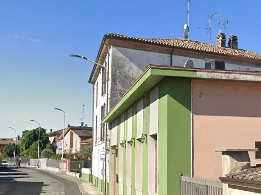 Immagine 2 di Appartamento in vendita  a Voghera