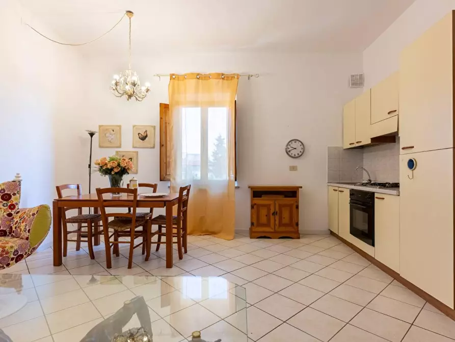 Immagine 2 di Appartamento in vendita  a Bientina