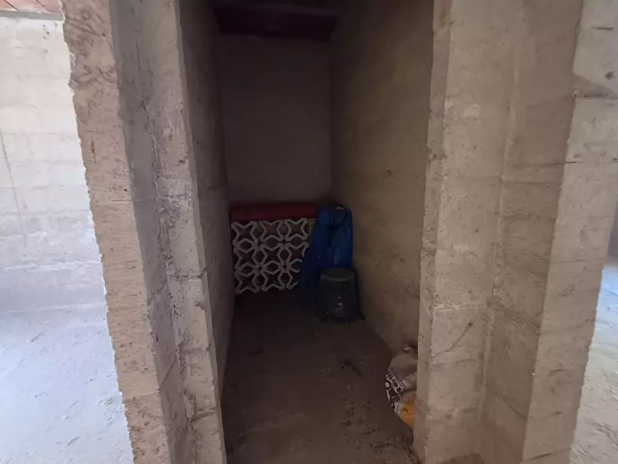 Immagine 21 di Appartamento in vendita  a Crispiano